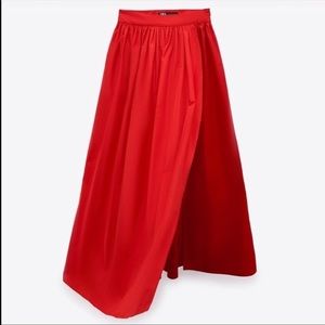 *Zara NWT red long balloon skirt